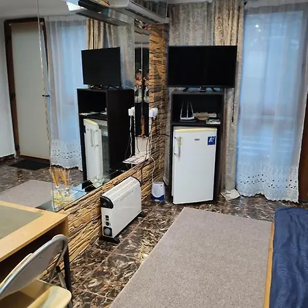 Apartman Garsoniera Alex